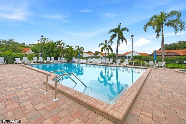 756 Reef Point CIR, Naples, FL 34108