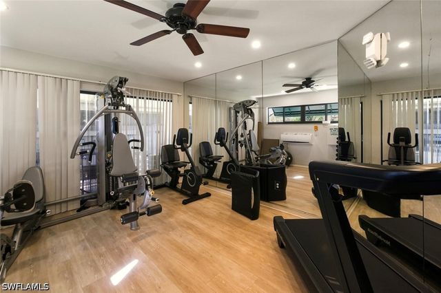756 Reef Point CIR, Naples, FL 34108