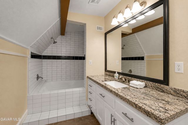4718 Quartz Hill Road, Lancaster, CA 93536