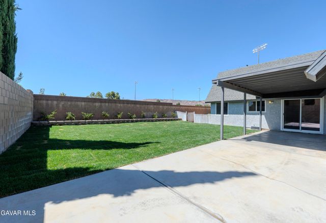 4718 Quartz Hill Road, Lancaster, CA 93536