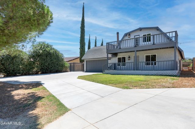 4718 Quartz Hill Road, Lancaster, CA 93536