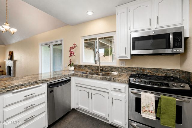 4718 Quartz Hill Road, Lancaster, CA 93536
