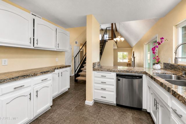 4718 Quartz Hill Road, Lancaster, CA 93536