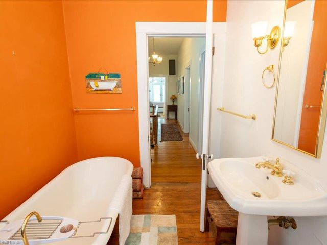 408 Court ST, Portsmouth, VA 23704