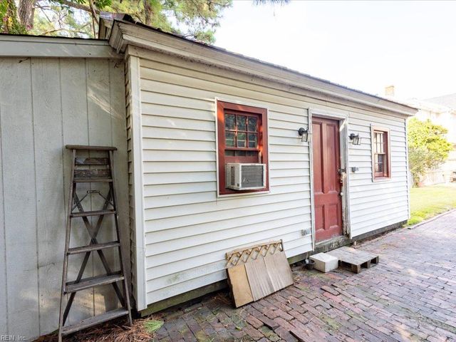 408 Court ST, Portsmouth, VA 23704