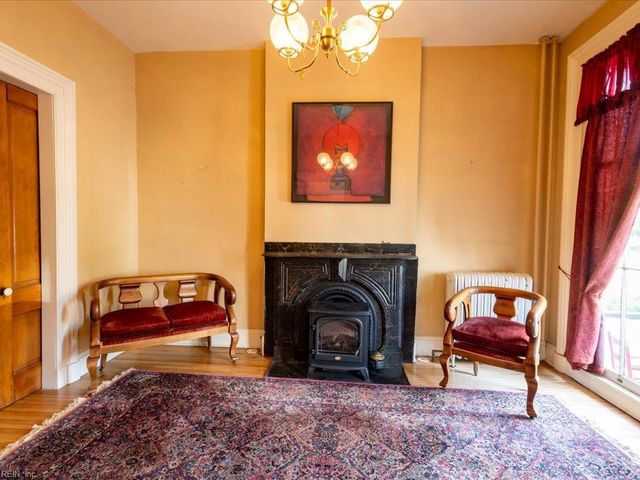 408 Court ST, Portsmouth, VA 23704