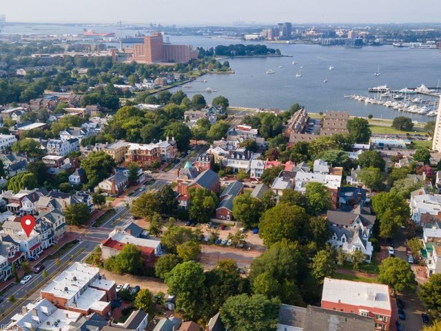408 Court ST, Portsmouth, VA 23704