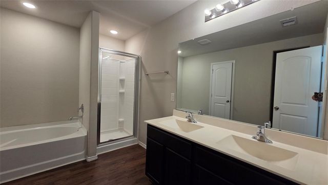 14097 Lake Crescent Drive, Conroe, TX 77384