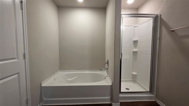 14097 Lake Crescent Drive, Conroe, TX 77384