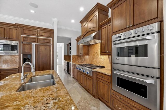 5910 LA ROSA LANE, Apollo Beach, FL 33572