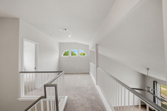 600 Bull Creek PKWY, Cedar Park, TX 78613