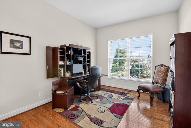 7153 COMRIE CT, Warrenton, VA 20187