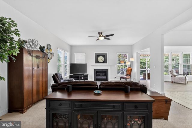 7153 COMRIE CT, Warrenton, VA 20187