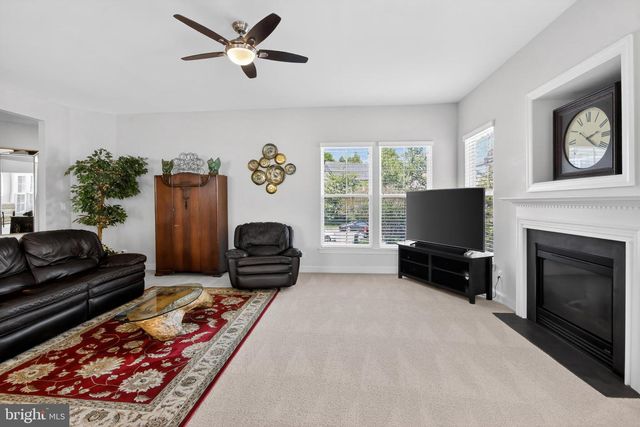 7153 COMRIE CT, Warrenton, VA 20187
