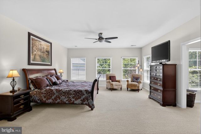 7153 COMRIE CT, Warrenton, VA 20187