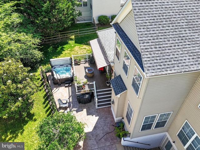 7153 COMRIE CT, Warrenton, VA 20187