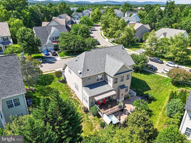 7153 COMRIE CT, Warrenton, VA 20187