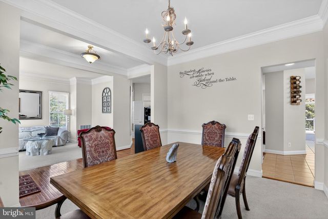 7153 COMRIE CT, Warrenton, VA 20187