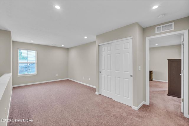 148 Hubbards Crossing Dr, Mt Washington, KY 40047