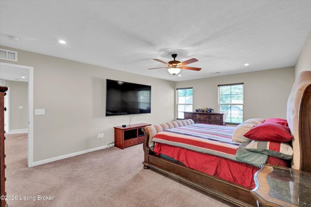 148 Hubbards Crossing Dr, Mt Washington, KY 40047