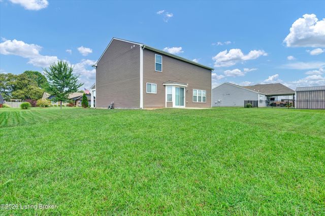 148 Hubbards Crossing Dr, Mt Washington, KY 40047
