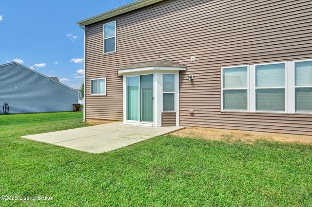 148 Hubbards Crossing Dr, Mt Washington, KY 40047