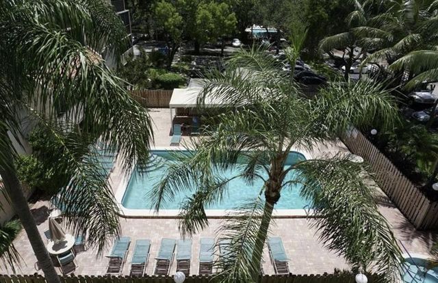 6800 Cypress Road 514, Plantation, FL 33317