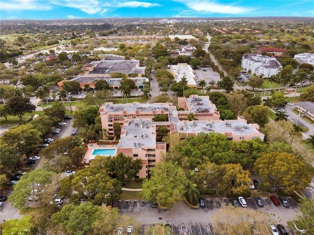 6800 Cypress Road 514, Plantation, FL 33317