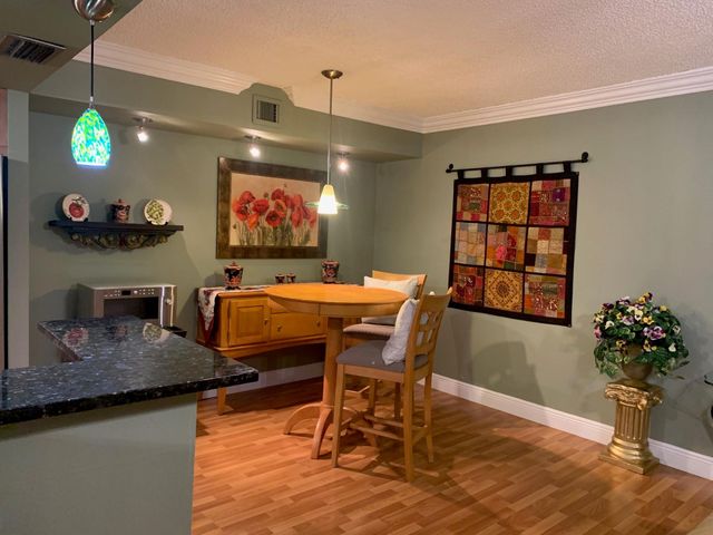 6800 Cypress Road 514, Plantation, FL 33317