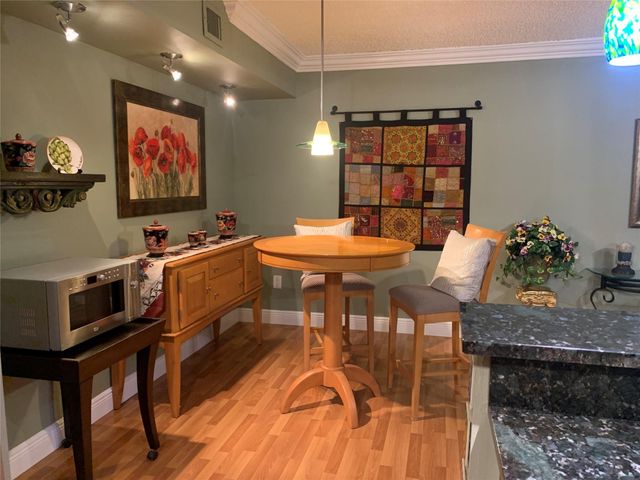 6800 Cypress Road 514, Plantation, FL 33317