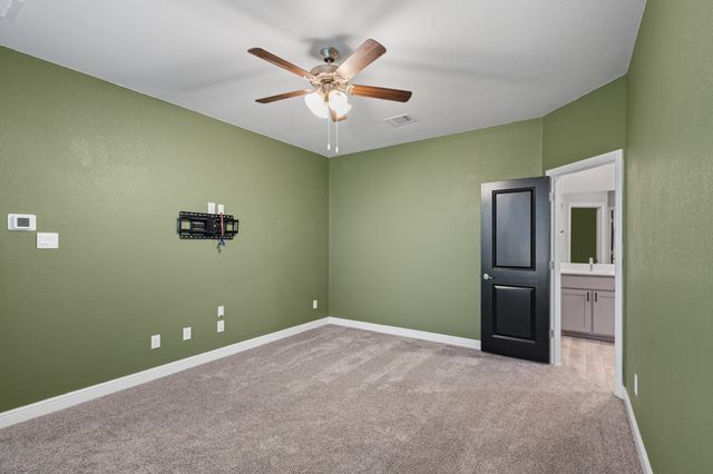 179 Dogwood Avenue, Rhome, TX 76078
