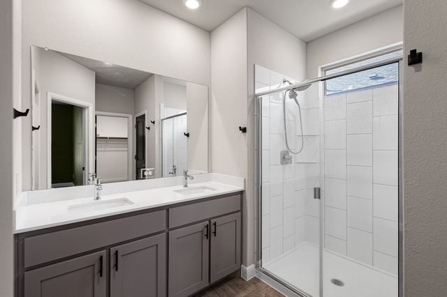 179 Dogwood Avenue, Rhome, TX 76078