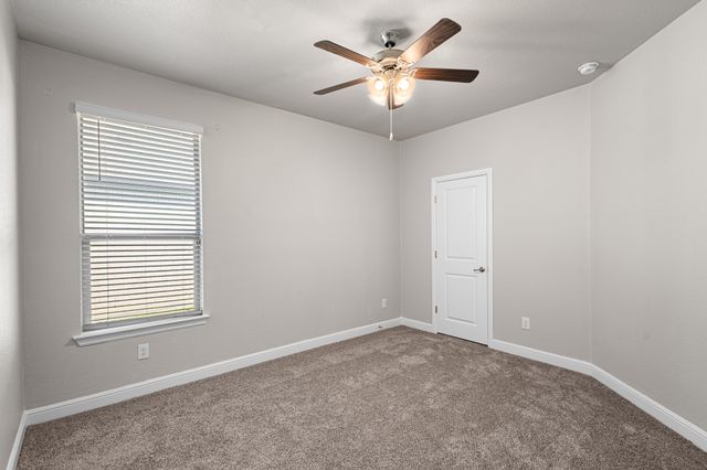 179 Dogwood Avenue, Rhome, TX 76078