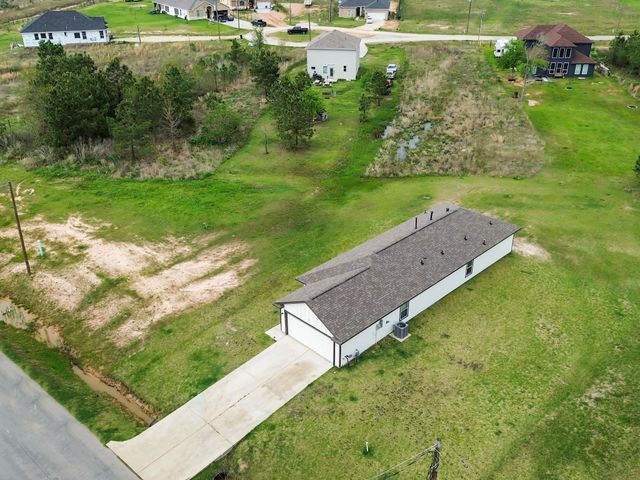 327 Road 5138 Road, Cleveland, TX 77327