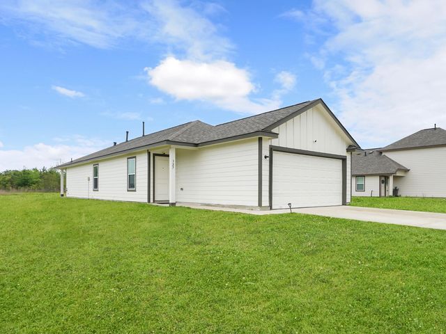 327 Road 5138 Road, Cleveland, TX 77327