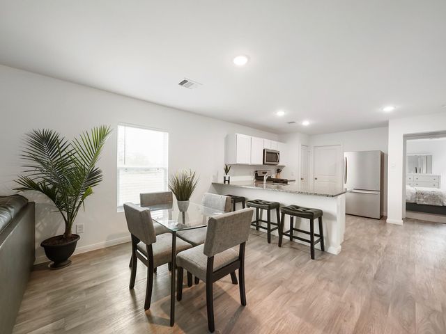 327 Road 5138 Road, Cleveland, TX 77327