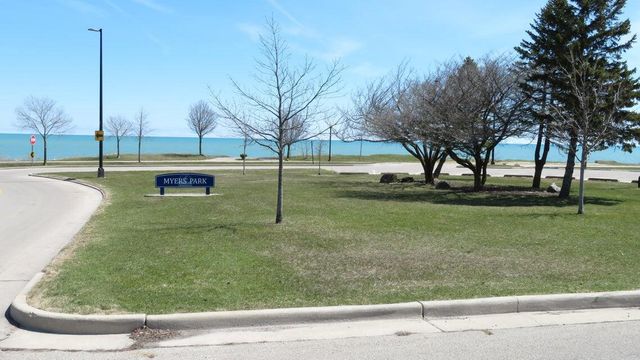 1130 Grand AVENUE, Racine, WI 53403