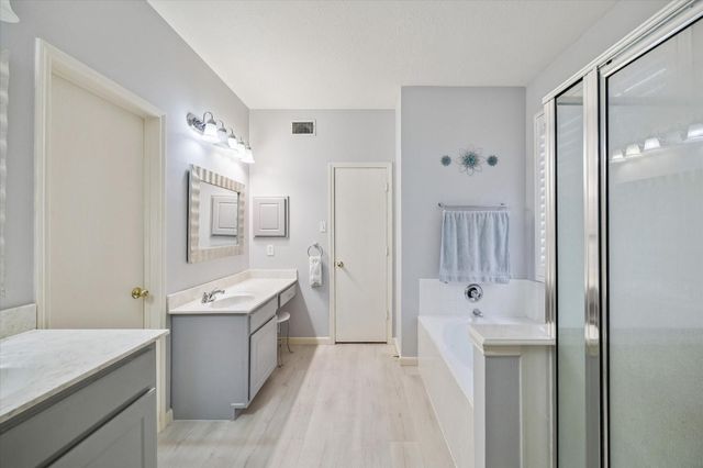 2010 White Oaks Hills Lane, Houston, TX 77339