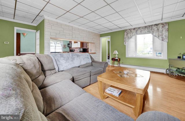 2194 HARMONY LN, Jamison, PA 18929