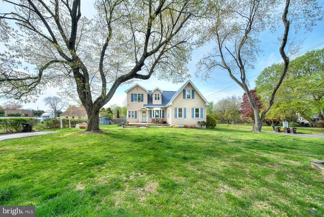 2194 HARMONY LN, Jamison, PA 18929