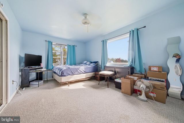 2194 HARMONY LN, Jamison, PA 18929