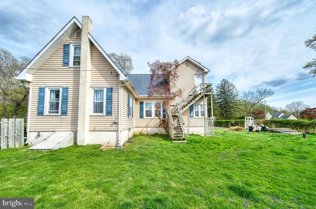 2194 HARMONY LN, Jamison, PA 18929