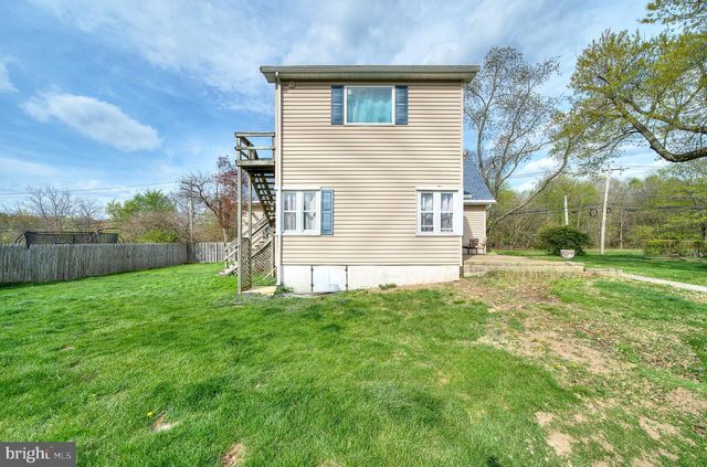 2194 HARMONY LN, Jamison, PA 18929