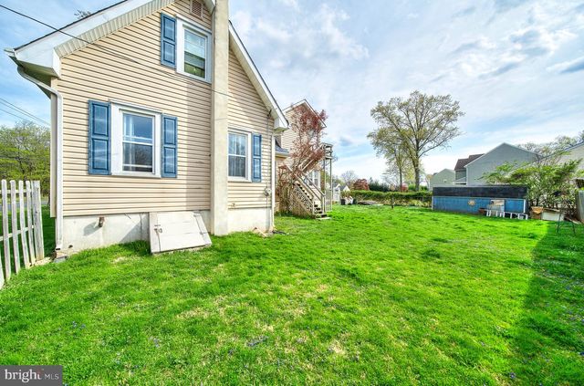 2194 HARMONY LN, Jamison, PA 18929