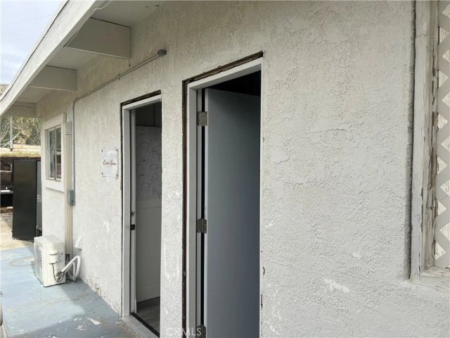 9875 la paloma ln, Desert Hot Springs, CA 92240