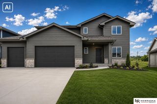 13555 S 49th Street, Papillion, NE 68133