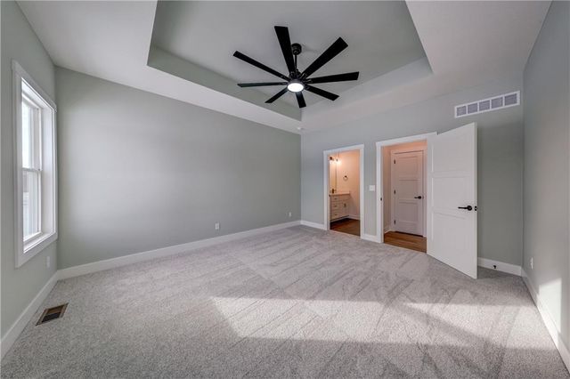 32483 W 168th Court, Gardner, KS 66030