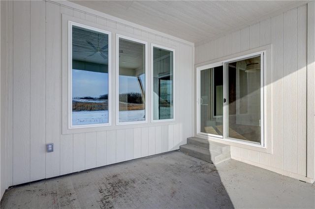 32483 W 168th Court, Gardner, KS 66030