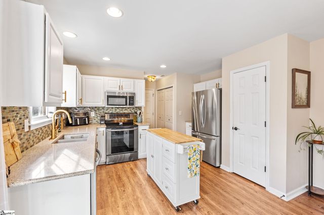 12 Harrow Court, Mauldin, SC 29662