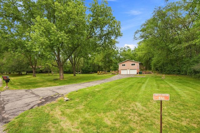 861 Willow Ridge 1, Hudson, WI 54016